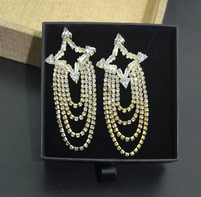 

Korea's high-end elegant super flashing star tassel earrings temperament ladies 2021 new party ear jewelry gift