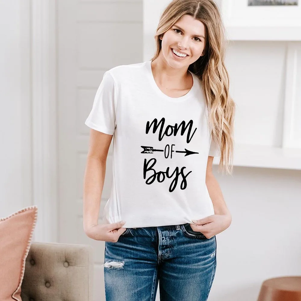 

Mom of Boys Arrow Graphic Tees Women Mom Life Tshirt Harajuku Aesthetic Streetwear Short Sleeve T Shirt Tops Camisetas Mujer