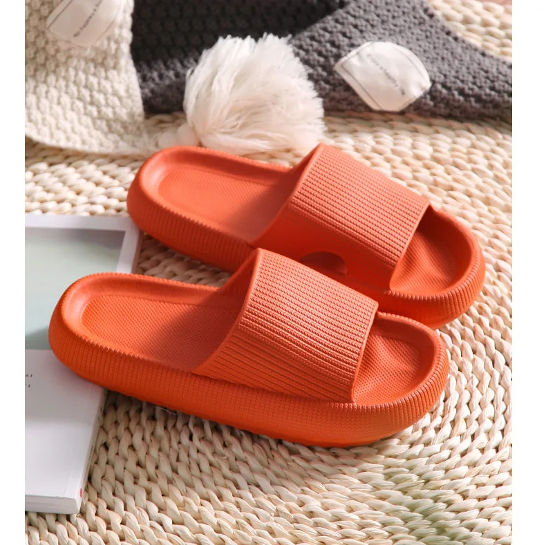 

2021 Men's Non-slip Slippers Summer Personality Deodorant Fashions Comfortable Soft Thick Bottom Casual Home Slippers