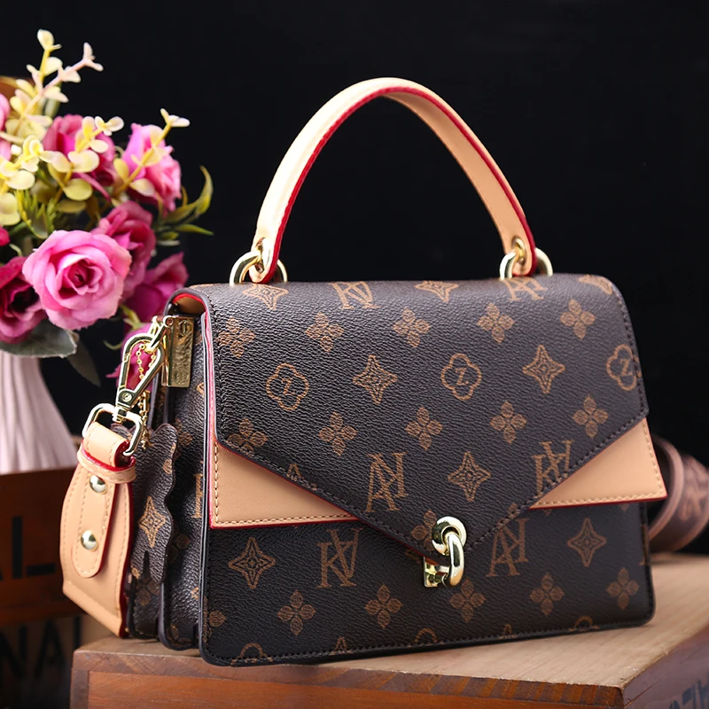 

Full Cowhide Genuine Brand Female Bag 2022 New Fashion Retro Small Square Bags One-shoulder Messenger Small Flaps Channels Bolsa