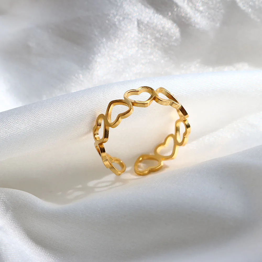 

Lovely Hollow Heart Ring Gold Plated Opening Adjustable Ring For Women Casual Wedding Engagement Ring