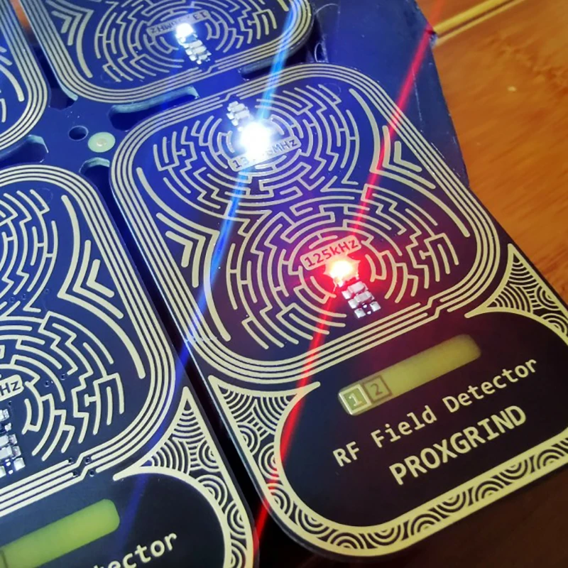 Миниатюрный портативный двухчастотный полевой RFID детектор от Proxgrind|Считыватели