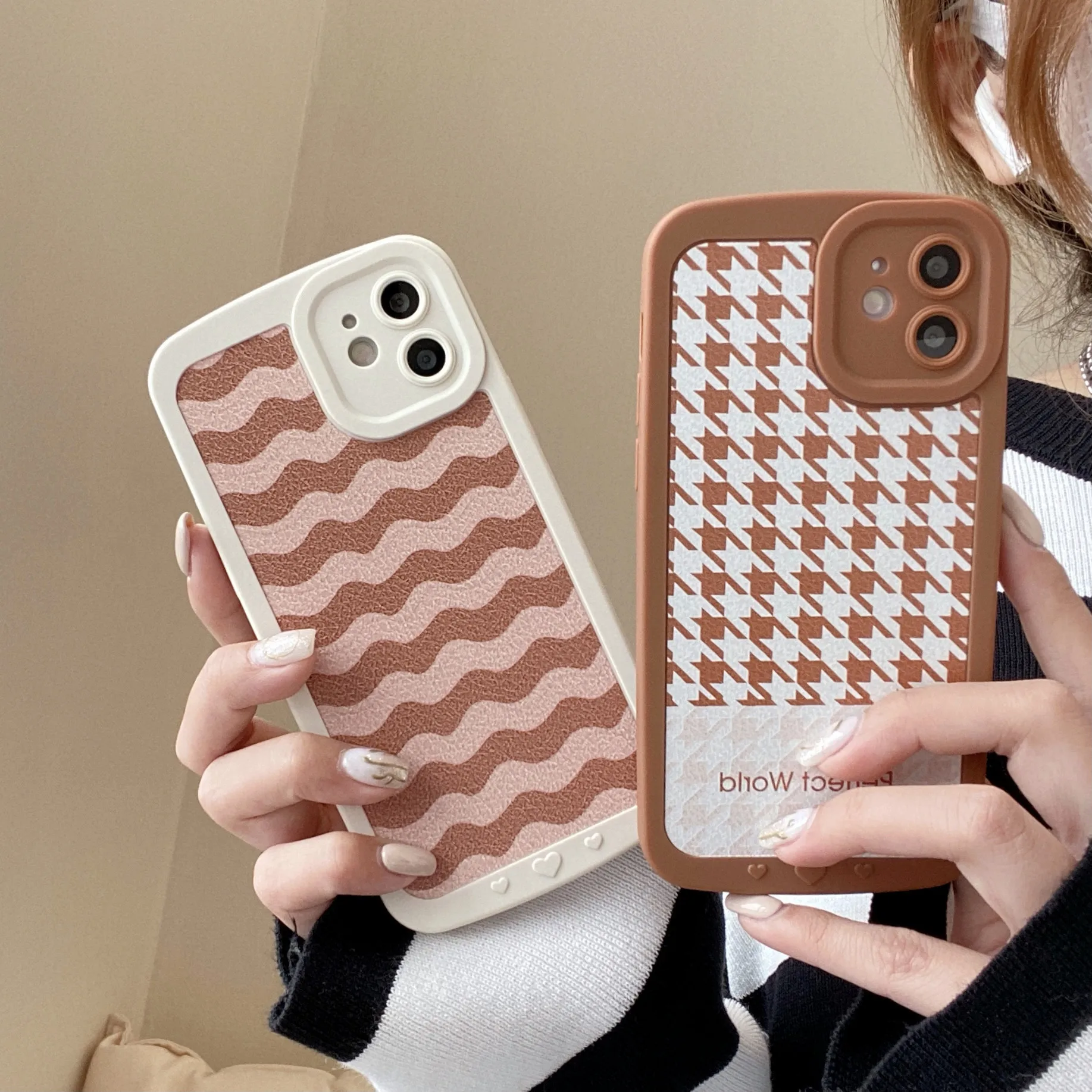 

Korean Style Brown Houndstooth Shield Silicone Phone Case For iPhone 13 12 11 Pro XS Max X XR 7 8 Plus SE 2020 Soft Back Cover