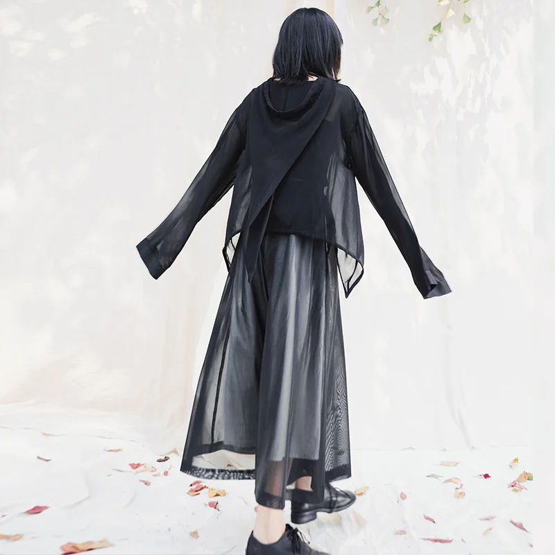 Женская блузка с расклешенными рукавами Cakucool черная солнцезащитным козырьком