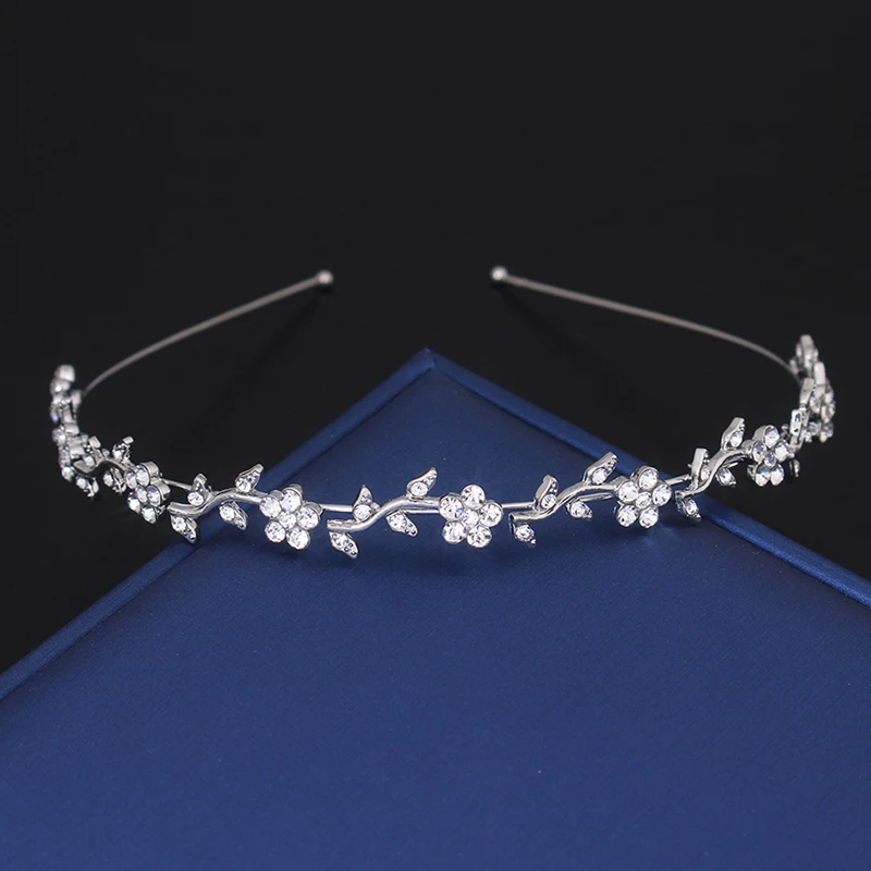 TREAZY Floral Wedding Tiaras Bridal Hair Accessories Women Rhinestones Crystal Headband Crown Simple Diadem Wedding Bride Gifts images - 6