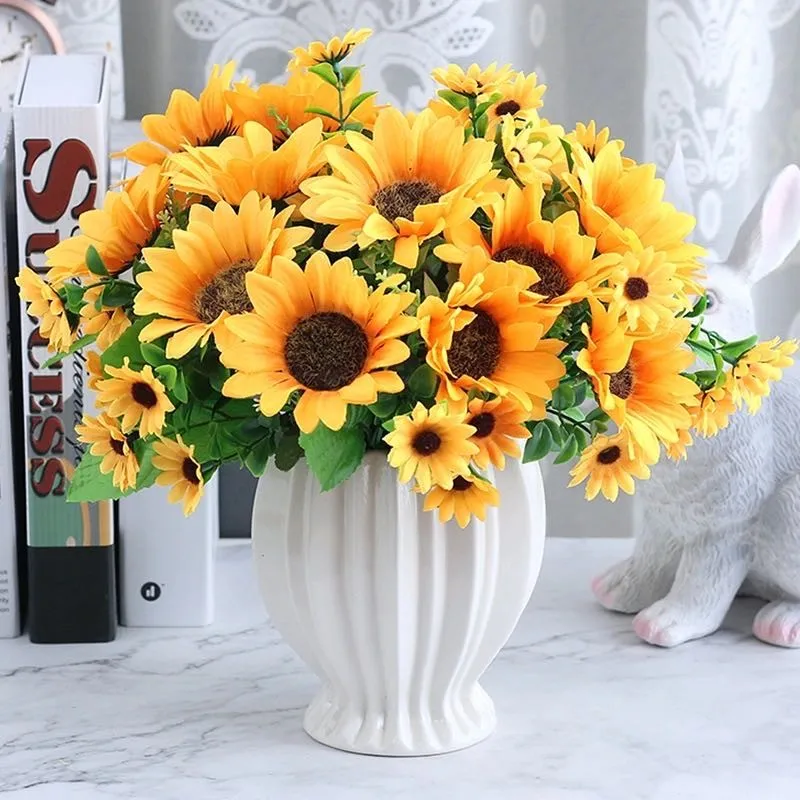 

5Pcs 7 Head Sunflower Bouquet High Quality Artificial Silk Flowers European Style Home wedding decoration table centerpieces