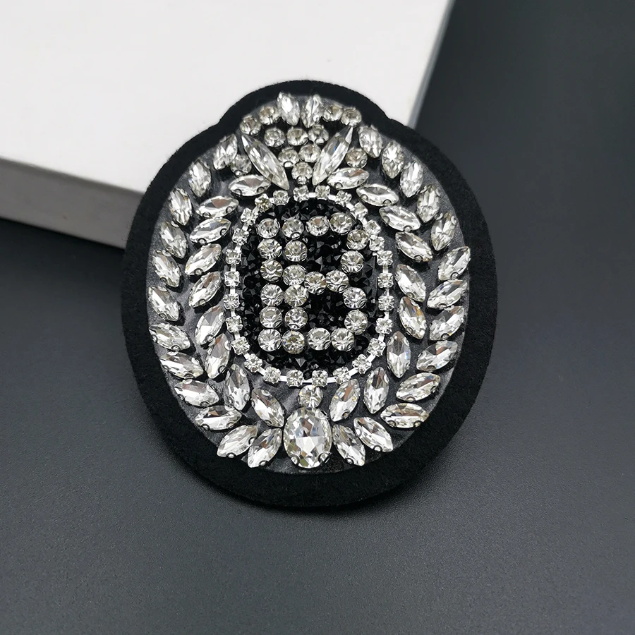 

Badge patch letters BB stickers wheat shape diamond chain fabric base hand-sewn to clothes using advanced decorative accessories