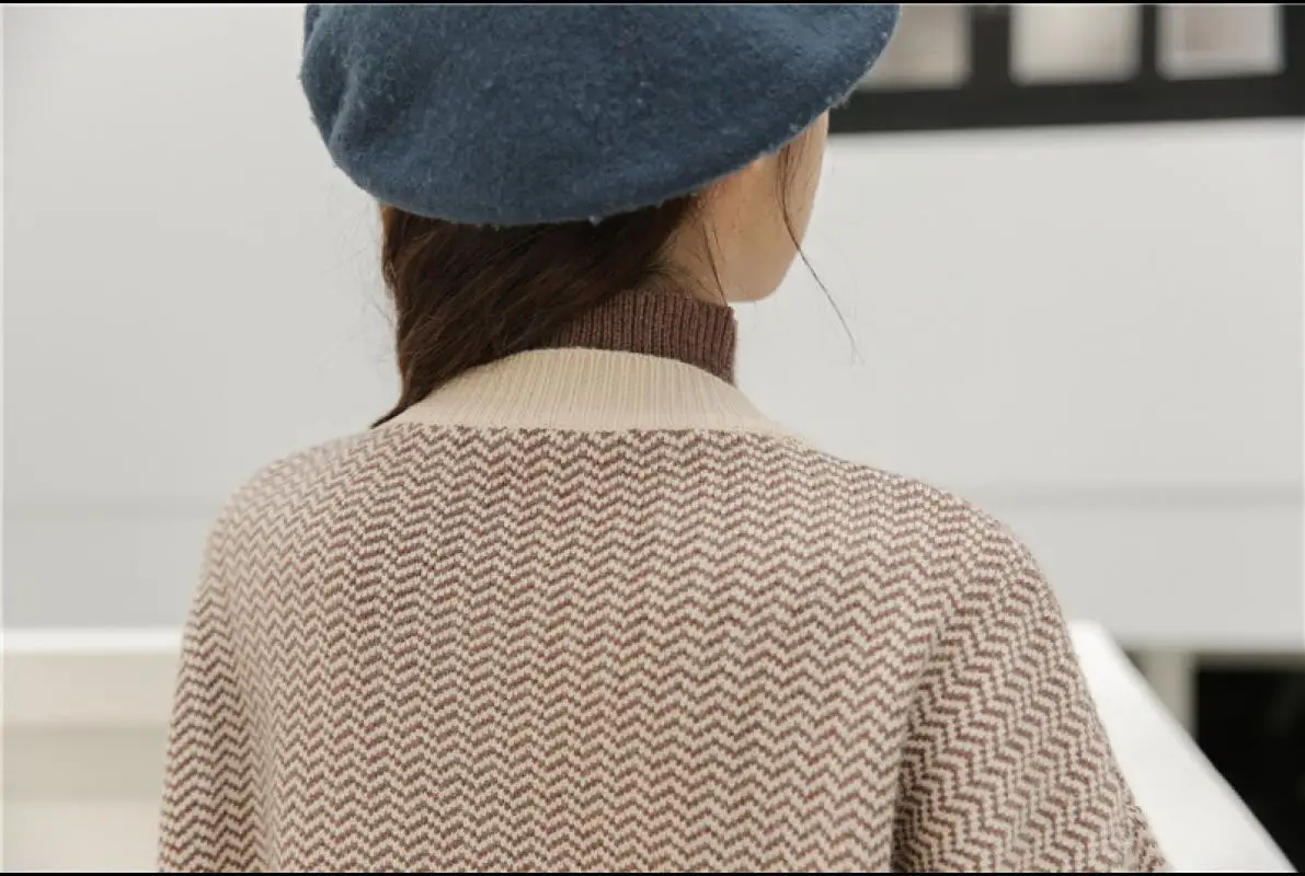 Женский свитер пуловер в полоску с высоким воротом имитация двух частей модный