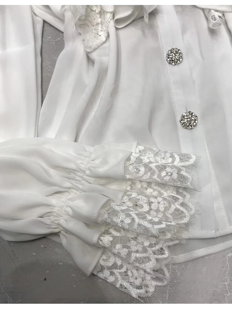 

Heavy craftsmanship, frills, stand-up collar, ruffles, stitching, lace, loose shirt, ladies' autumn new style, all-match top