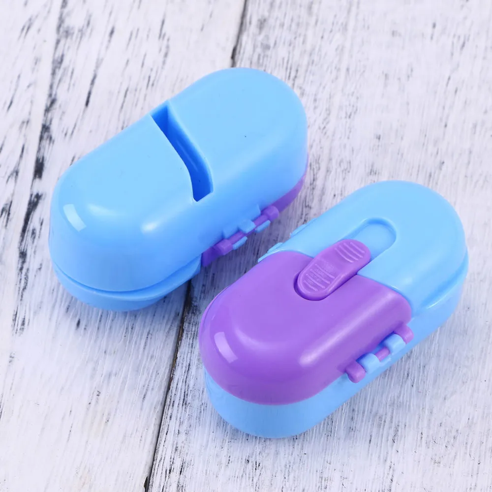 

AM/PM Twice a Day Large Case with 7 Day Travel Containers (Purple)