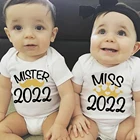 Мисс мистер 2022 Одежда для новорожденных младенцев с коротким рукавом Модный повседневный комбинезон для близнецов мальчиков и девочек новогодние подарки