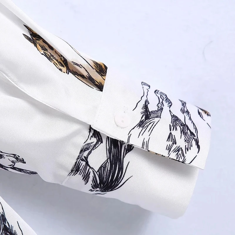 

Women Horse Print Turndown Collar Satin Shirt Female Long Sleeve Blouse Casual Lady Loose Tops Blusas S8162
