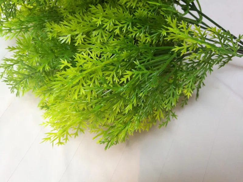 Зеленые пластиковые искусственные растения трава имитация башни листьев сосны