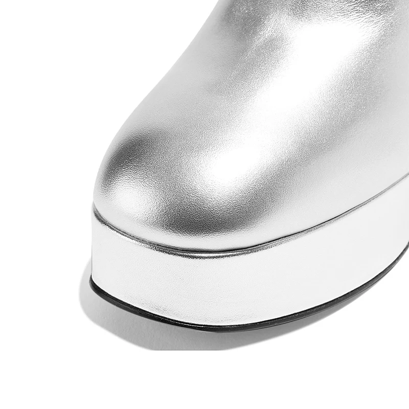 Женские ботильоны на платформе 12 см серебристые с пряжкой и круглым носком