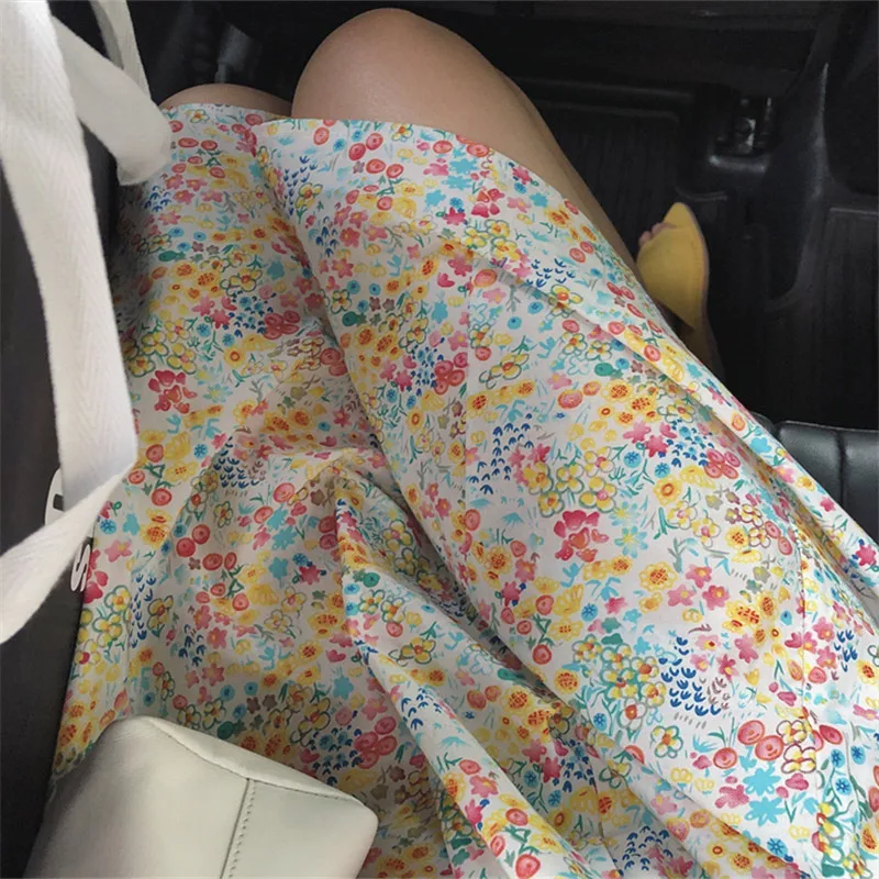 

2021 summer new product fashion round neck floral dress with bat sleeves loose and thin A-line skirt female Cotton Polyester