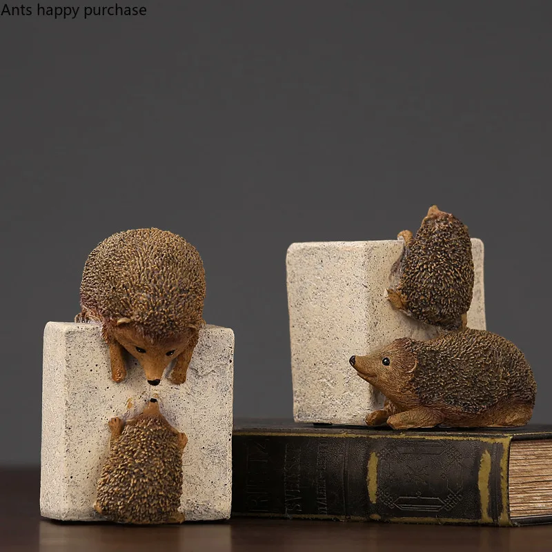 

Resin Animal Ornaments Hedgehog Statuette Sculpture Home Decoration Accessories Living Room Desktop Furnishings Crafts Figurines
