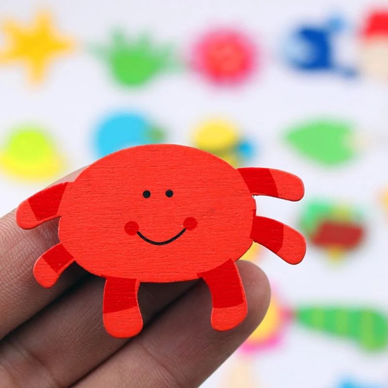 

12pcs/lot Wooden Cartoon Fridge Magnet Fridge Stickers Animal Cartoon Colorful Kids Toys Child Educational Toys Gifts