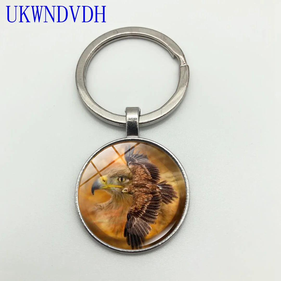

Eagle Spirit Fashion Creative Glass Pendant Keychain Vintage Eagle Keychain