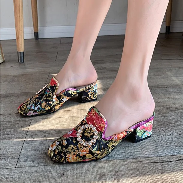 

Retro Square Heel Women Slippers Ethnic Flower Embroider Summer Shoes Fashion Thick Sole Slides Comfortable Female Slippers