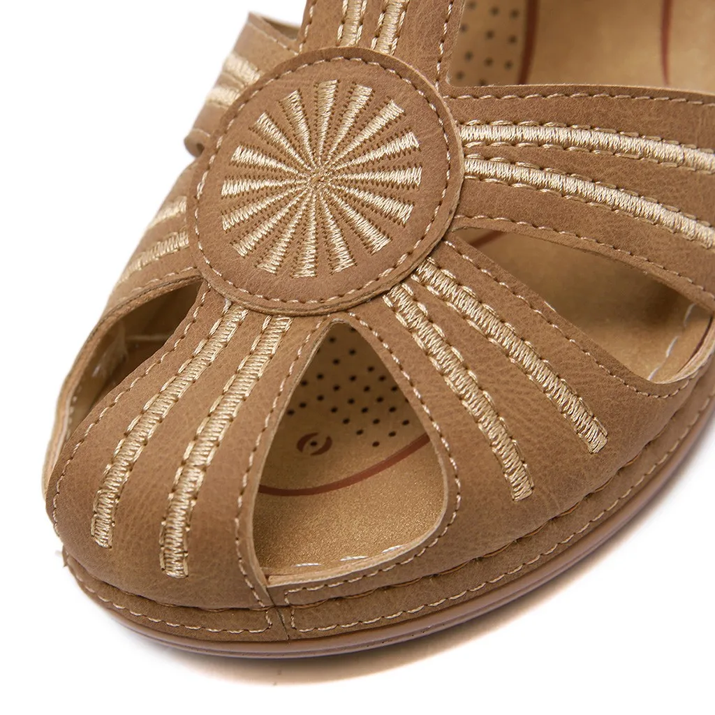 Новые летние женские туфли на танкетке удобные сандалии платформе с мягкой