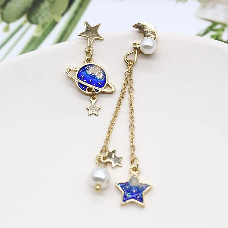 

Harajuku Dream Starry Sky Long Earrings Women's Saturn Asymmetrical Sweet and Cute Trendsetter Lady Earring Patry Jewelry Gifts