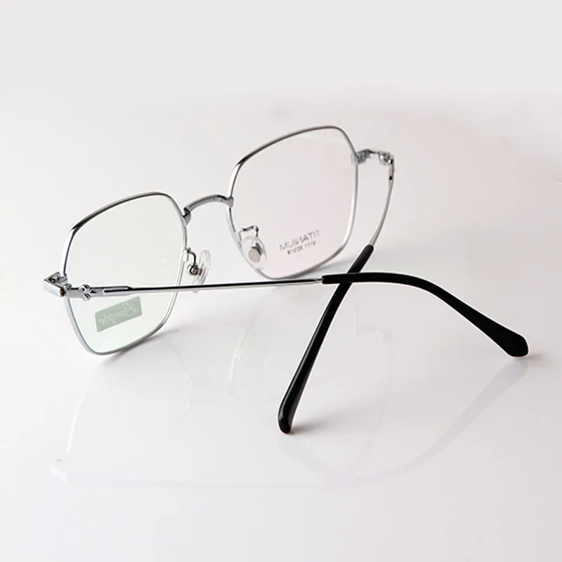 

HEJIE Brand Man Woman Retro Pure Titanium Eyeglasses Frames Full Rim Clear Lens Ultra-Light Glasses Frame Size 52-18-145mm Y9171