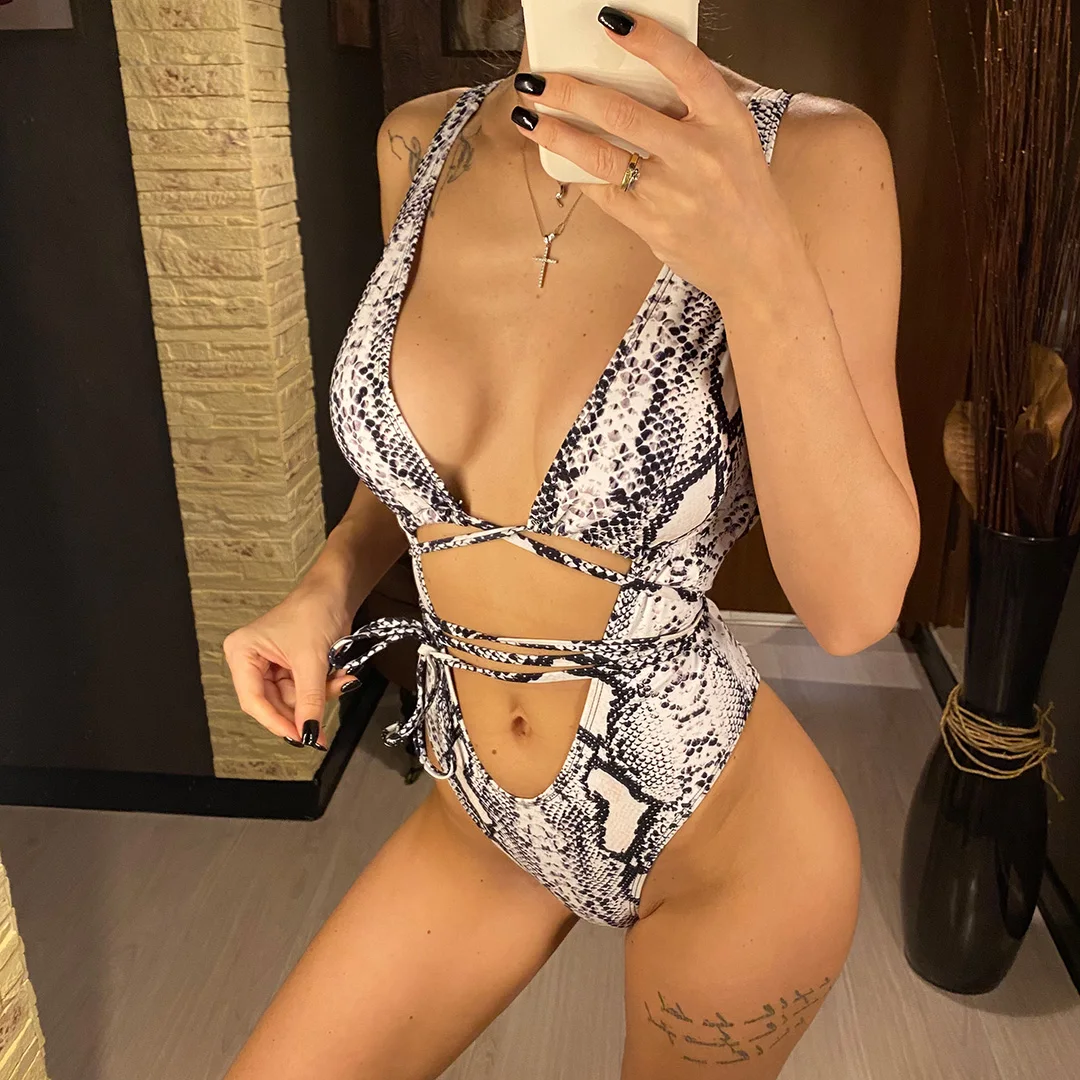 2021 глубокий v образный Вырез вокруг зеленого принта Цельный купальник женская