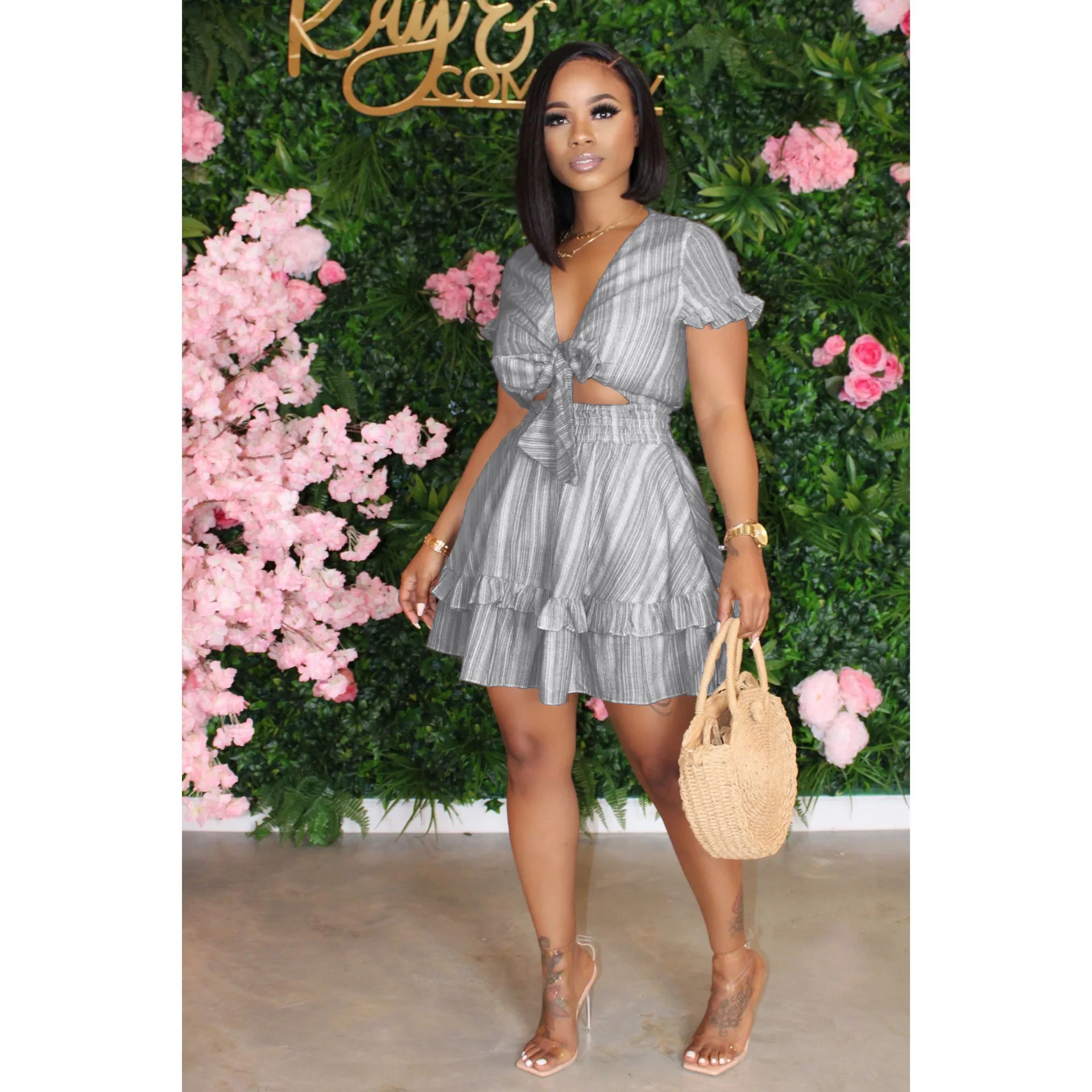 

FNOCE Cross-border Foreign Trade Sexy Fashion Out Of The Street V-neck Striped Wood Ears Knotted Women's dress Nightclub