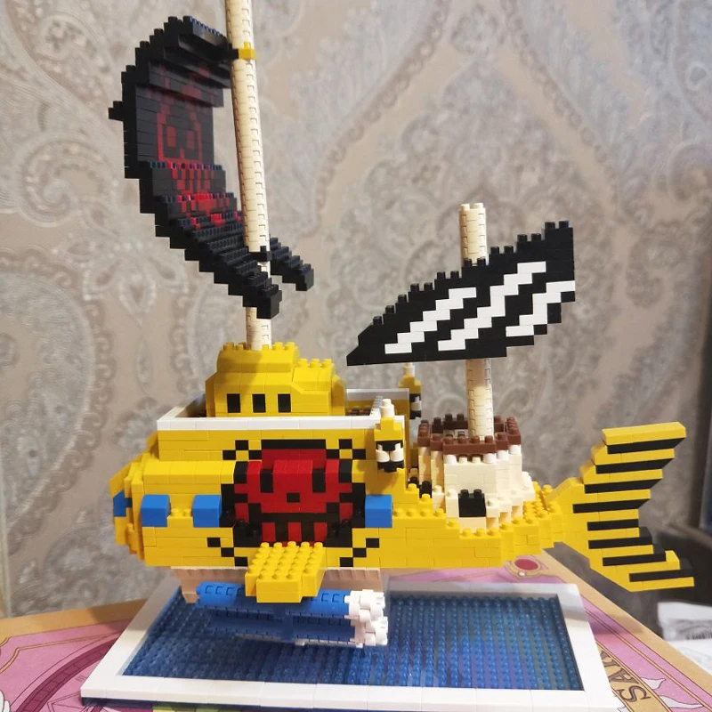 

ZMS Pirates Ship Boat One Piece Luffy Thousand Sunny Going Merry Snake Law Submarine Building Blocks Mini Diamond Bricks Kid Toy