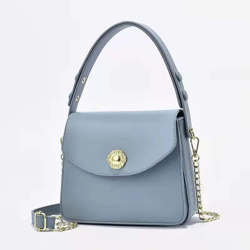 

Женская сумка на цепочке, летняя новая трендовая модная темпераментная простая Диагональная Сумка на плечо, маленькая квадратная сумка, 2021