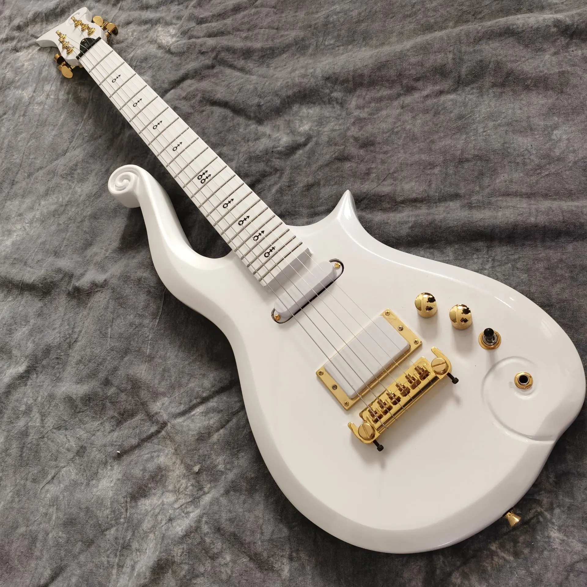 Новый Стиль электрогитары. Ручная работа 6 стингов белого цвета gitaar.