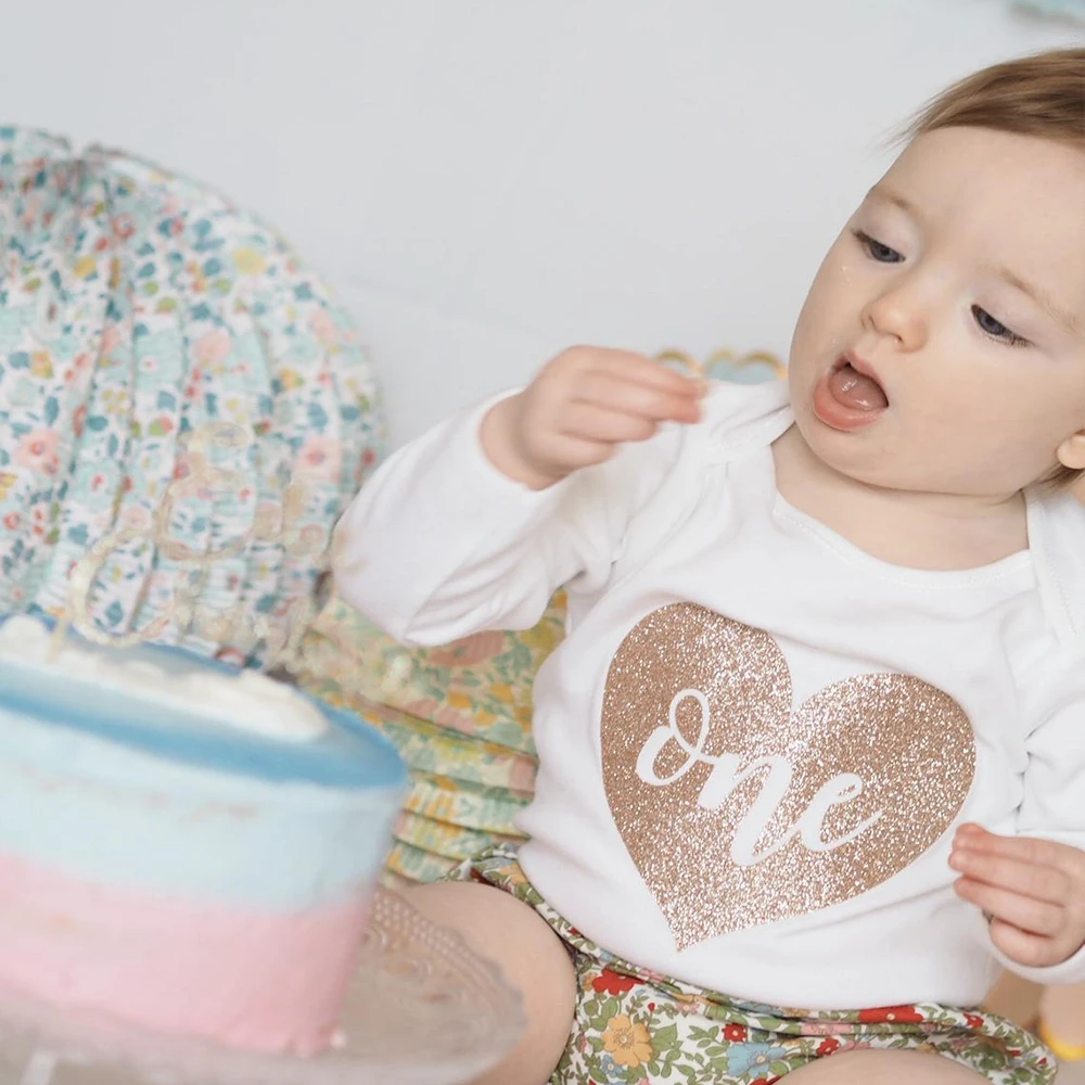 

Custom birthday vest, heart, rose gold, birthday bodysuit, 1st birthday outfit, first birthday, one vest, one bodysuit