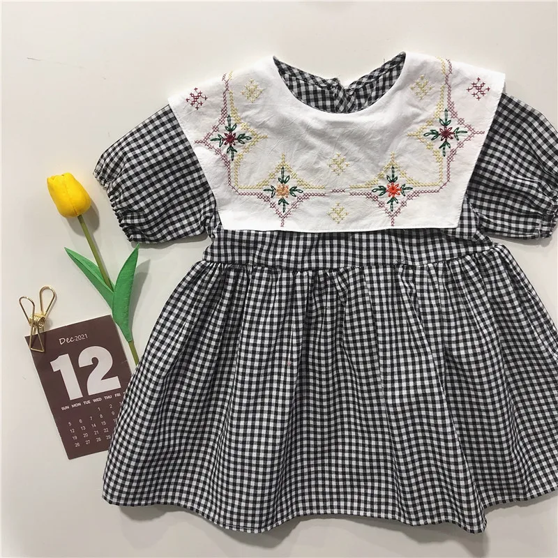 

2021 New Toddler Girls Plaid Dresses Vintage Spring Kids Girl Cotton Linen Embroidery Dress Little Girl Cotton long Sleeve Frock