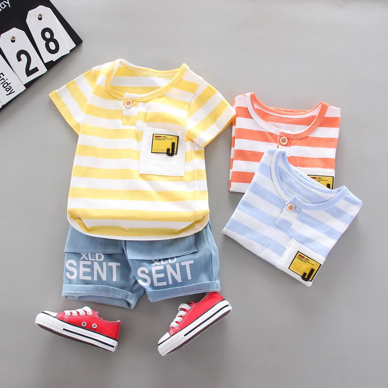 

От 1 до 5 лет летний костюм с короткими рукавами для малышей Милая полосатая рубашка с круглым вырезом + шорты, комплект повседневной одежды д...