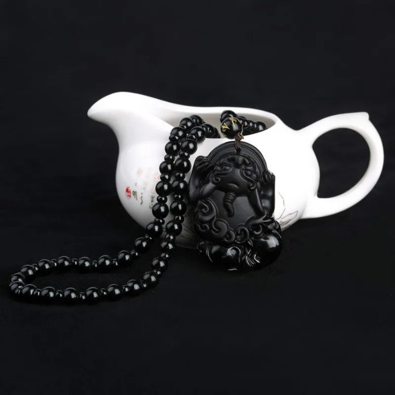 Высокое качество уникальный натуральный черный Обсидиан Резной счастливый