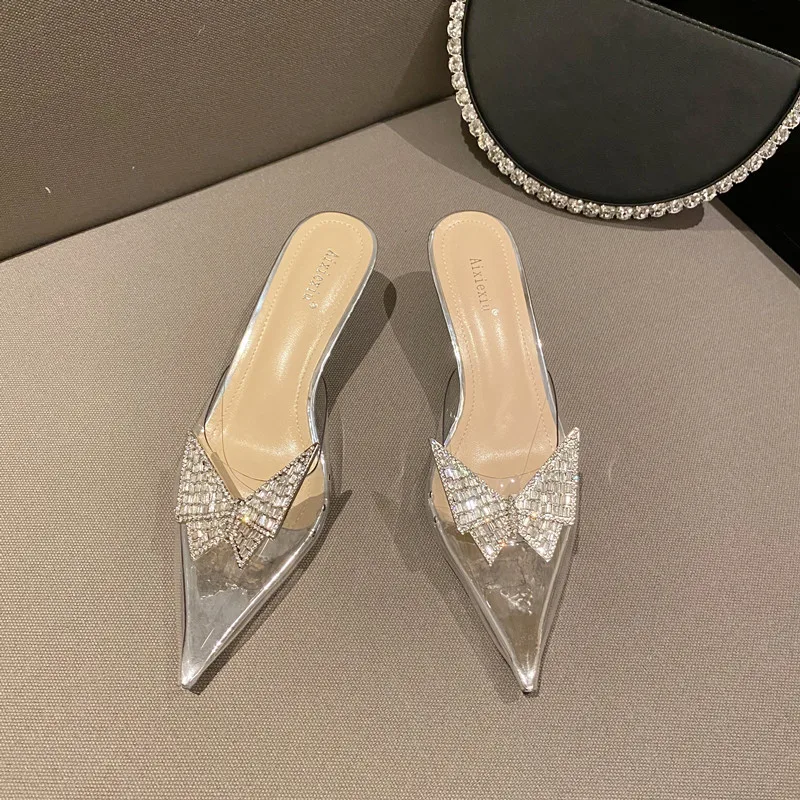 

Transparent Slippers Pointed Toe High-Heeled Shoes Lady Low Glitter Slides Butterfly-Knot Cover Jelly Thin Rome Crystal Rubber F