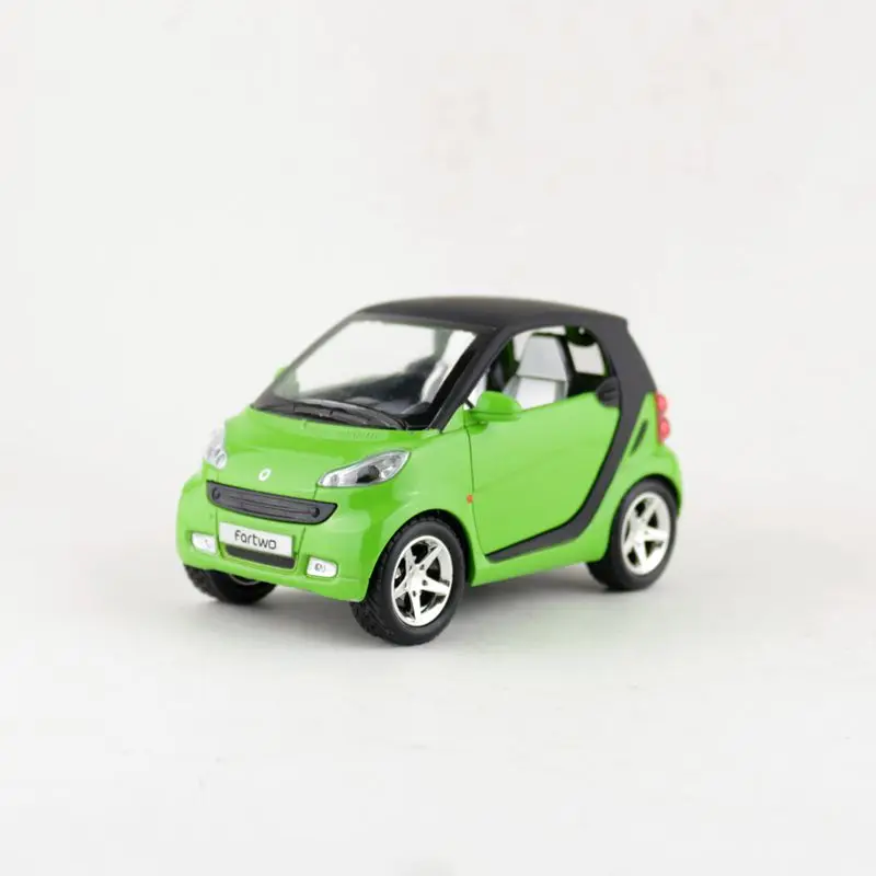 

Масштаб 1:32/модель под давлением/Smart Fortwo внедорожник спортивный автомобиль/звук и светильник/игрушка для детей подарок/образовательная Колл...