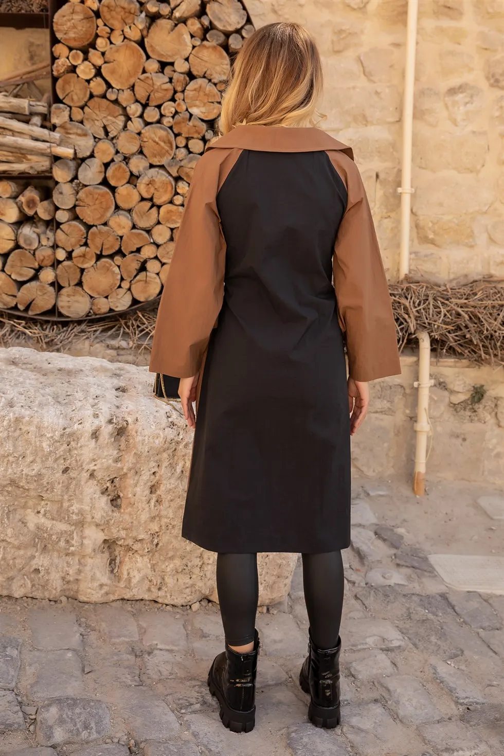 

Double Color Trench Coat-BROWN