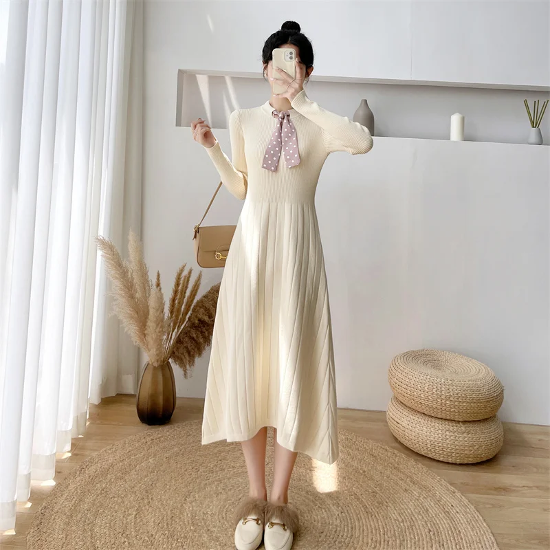 

2021 Autumn And Winter New Mid-Length Over-The-Knee Slim-Fit Sweater Skirt With A-Line Knitting And Silk Scarf
