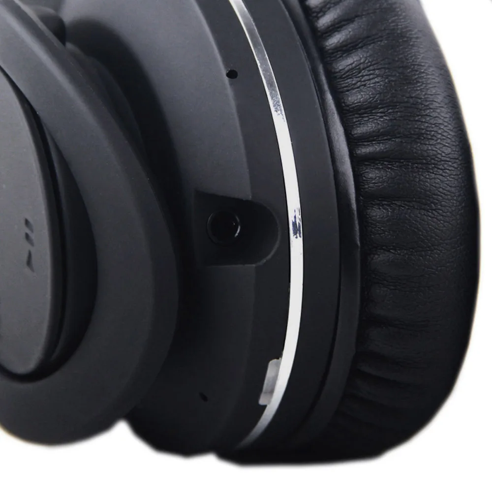 

VEGGIEG V8800N Foldable Stereo Wireless V4.0 EDR NFC Function Headset Headphone with Mic / 3.5mm Audio Cable (Black)