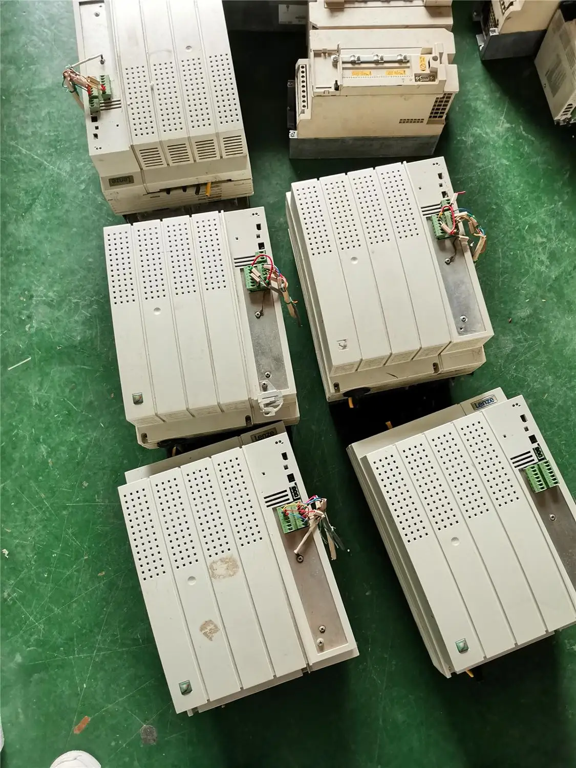 

EVF8222-E inverter , used one , 90% appearance new , test goods , free shipping
