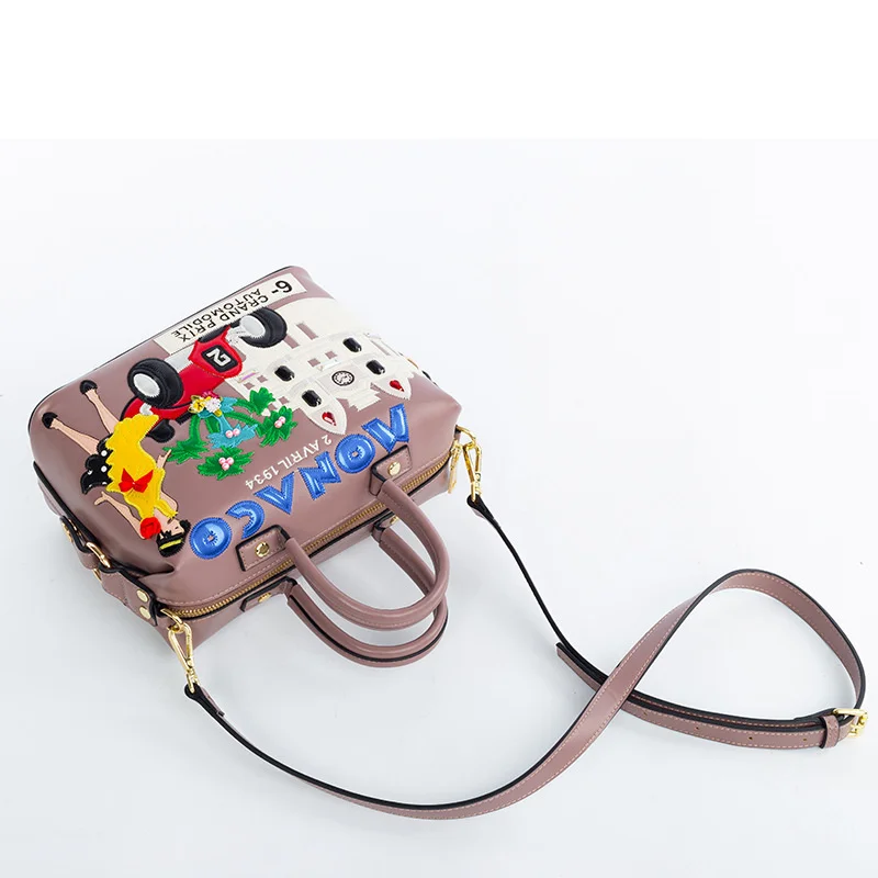 

2021 new women's bag small Korean embroidery bag Single Shoulder Messenger Handbag creative personality pillow bag Boston Bag