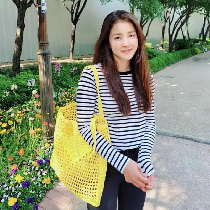 

Women Hollow Out Tote Bag 2021 New Luxury Designer Handbag Ladies Fashionable Single Shoulder Bag Sac A Main Girls Big Straw Bag