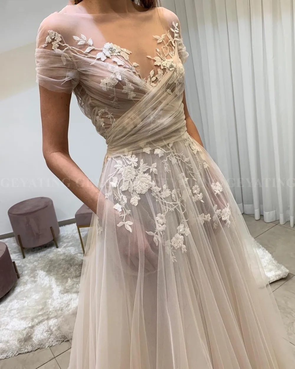 

Real Pictures Vintage Aline Wedding Dresses Flowers Appliques Scoop Dubai Arabic Saudi Robe De Mariee Custom Made Plus Size