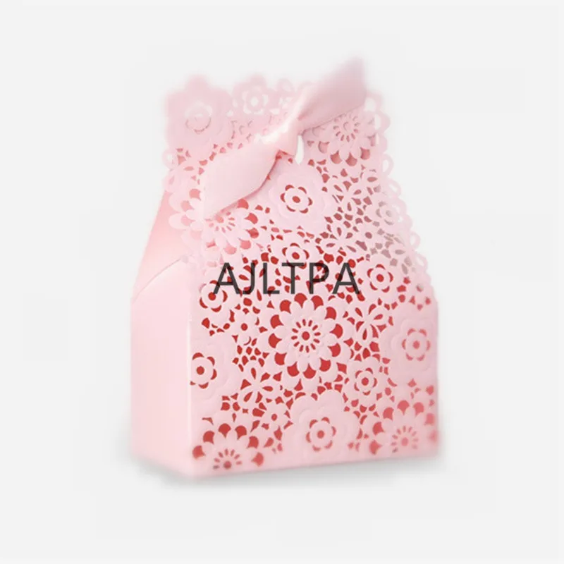 

300pcs/lot Flower Shaped Laser Cut Hollow Gift Bags Candy Boxes Ribbon Baby Shower Wedding Gift Box Favors Party Supplies CT0294