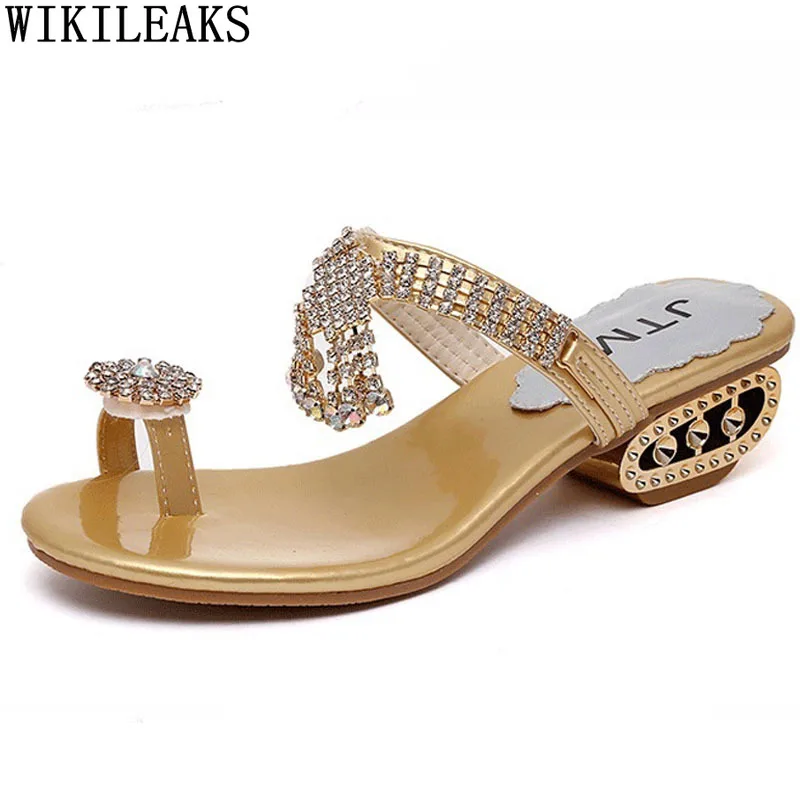 Пляжная обувь золотистого и серебристого цвета Женские сандалии со стразами