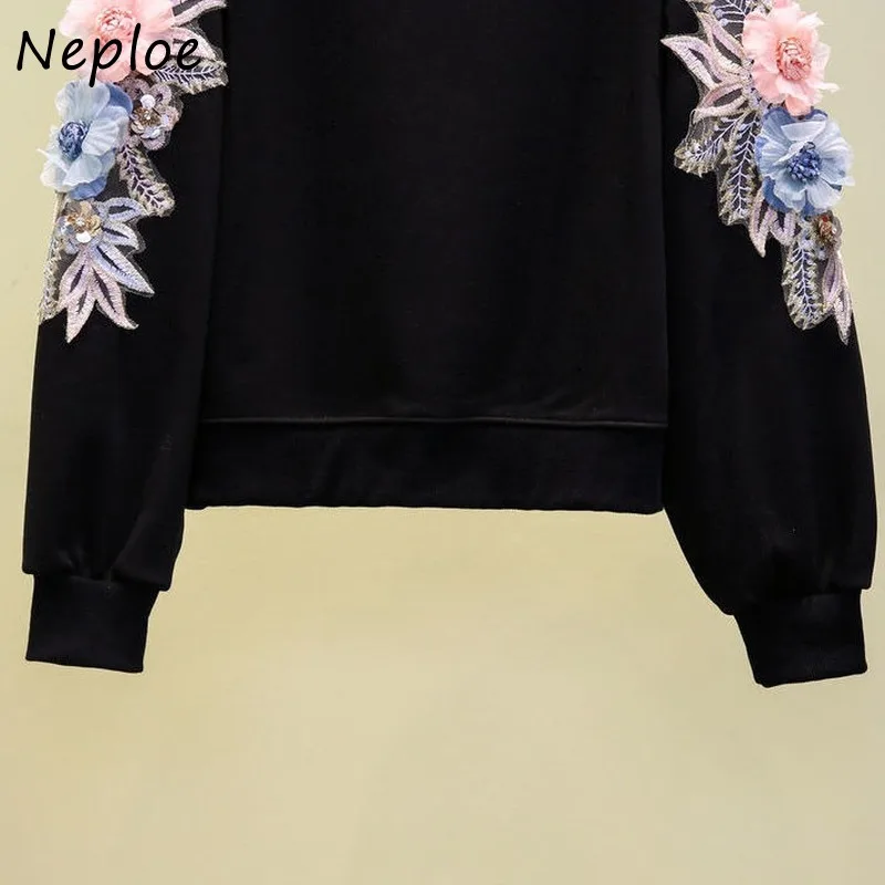 

Neploe Exquisite Flower Embroidery Patchwork Hoody New Autumn Long Sleeve Hoodies Women 2021 New O-neck Loose Fashion Pulloves