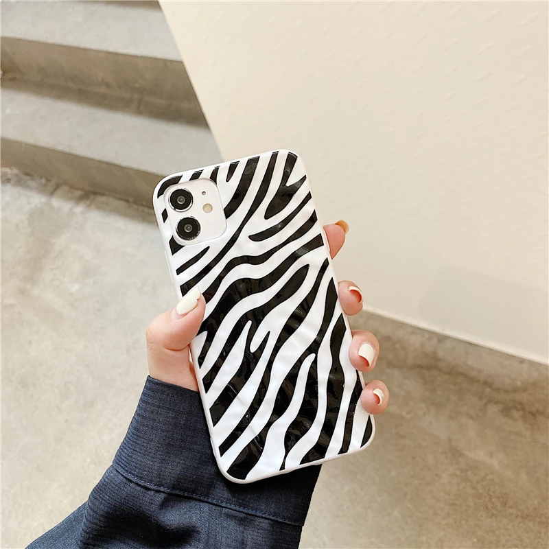 

Stylish Shockproof Colorful Dot Phone Case For iPhone 11 12 Mini Pro MAX XR XS 7 8 Plus SE 2020 Soft Silicone Back Cover Coque