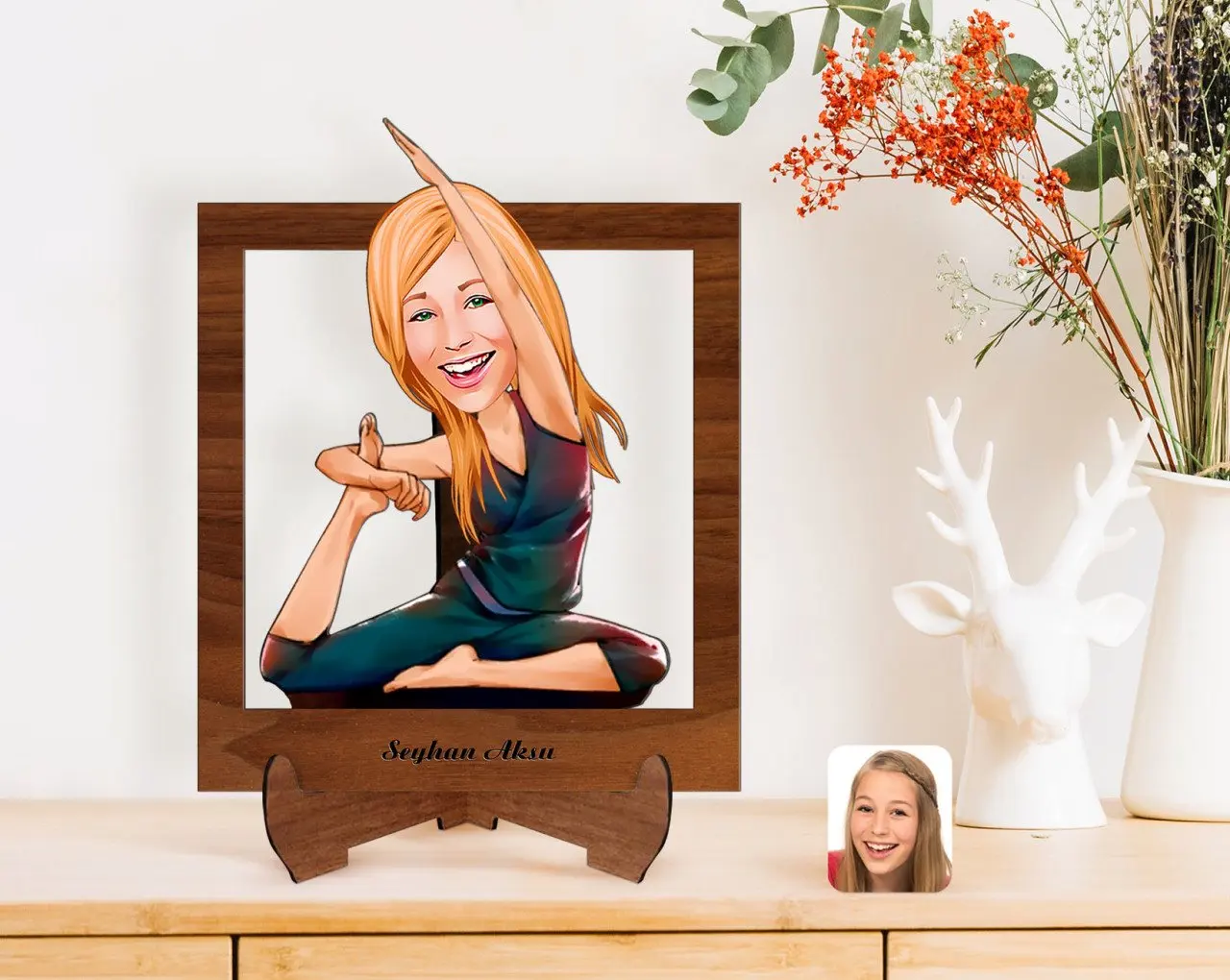 

Personalized Women 'S Yoga Caricature Of Wooden STANDING 3D Biblo-2