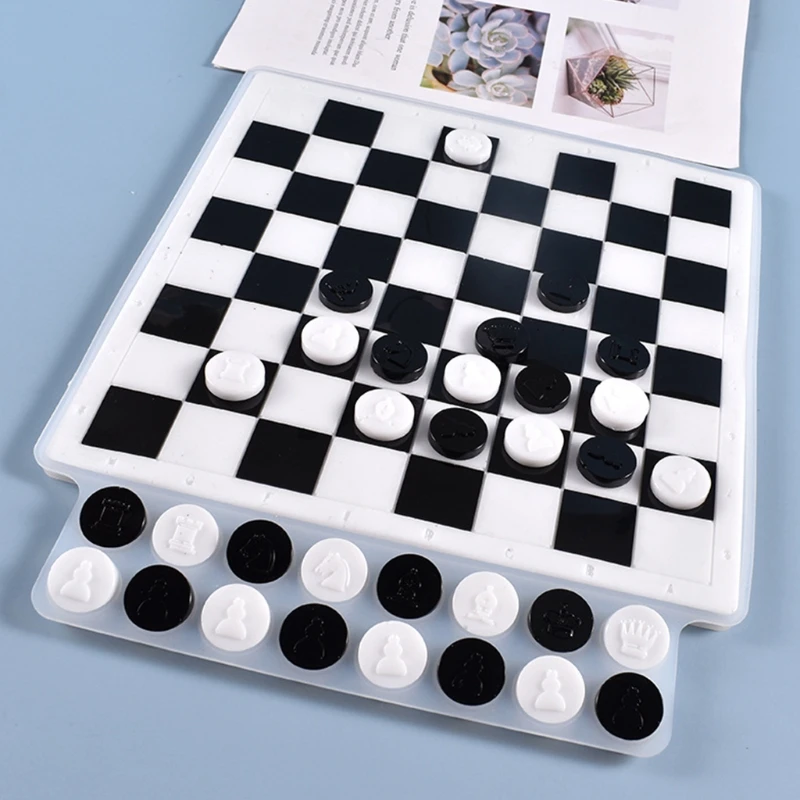 

2021 New Crystal Epoxy Resin Mold Board Game International Chess Casting Silicone Mould